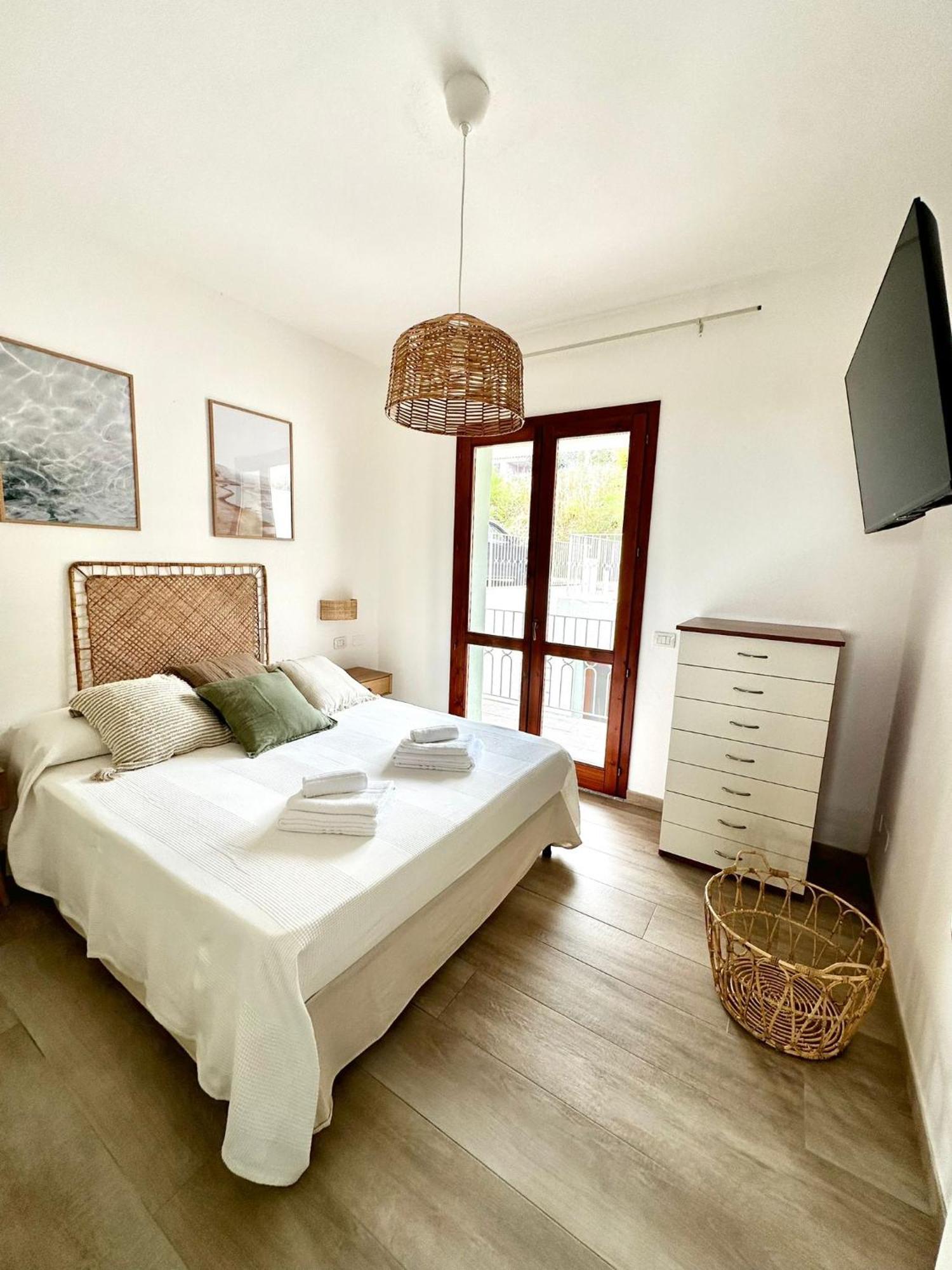 Costa Rossa View Sunset Villa Cascabraga Exterior foto